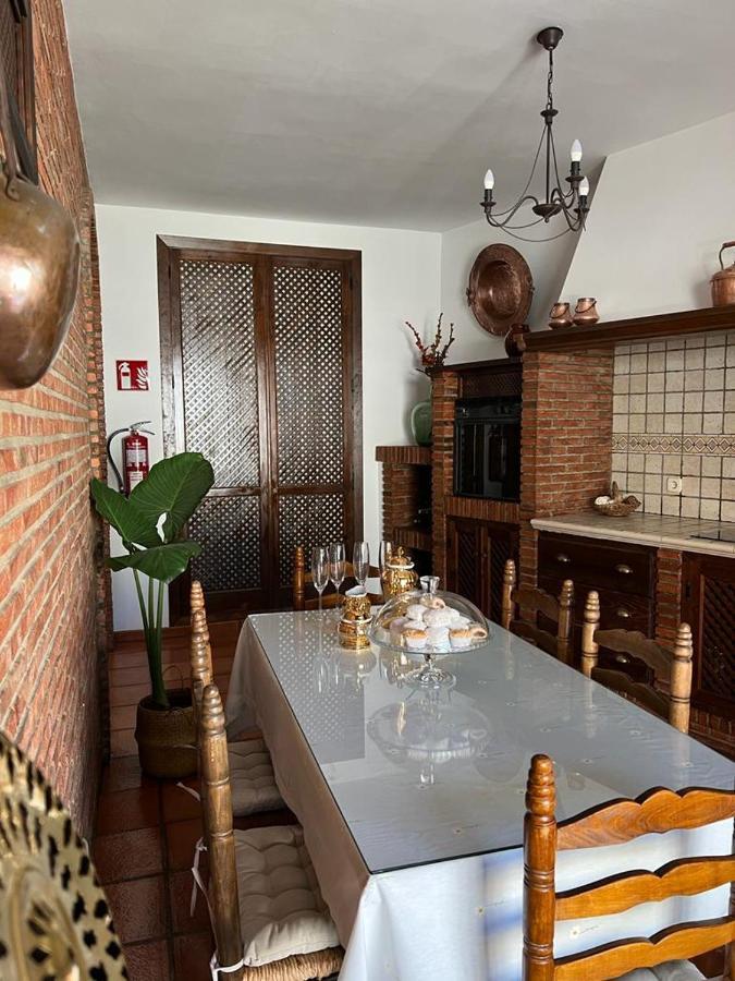 Casa Rural Mijarra **** Herrera del Duque Eksteriør billede